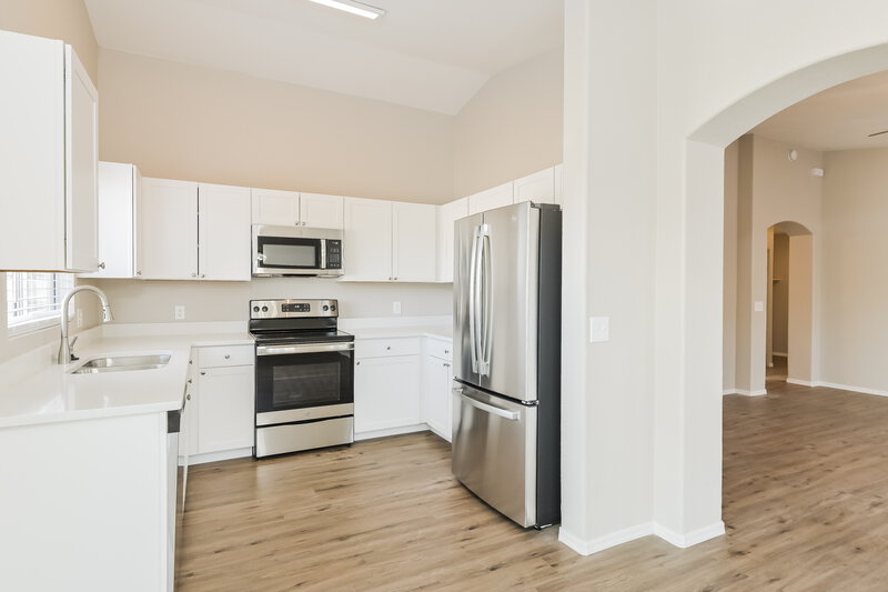 1,830/Mo, 9009 E Kinross Dr Tucson, AZ 85730 Kitchen View