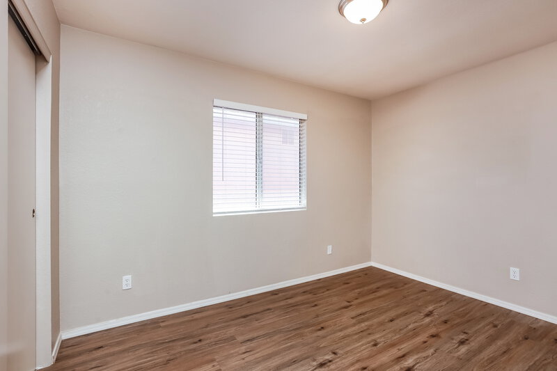 1,715/Mo, 9009 E Kinross Dr Tucson, AZ 85730 Bedroom View 2