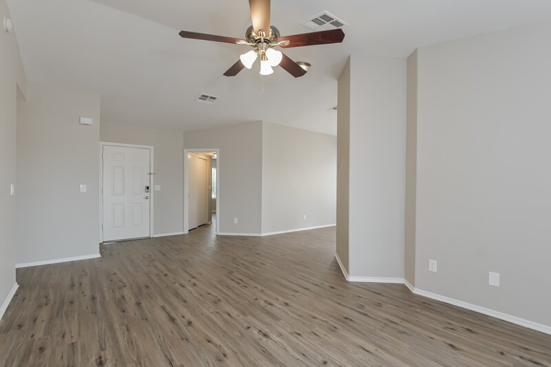 1,790/Mo, 8829 E Eagle Creek Dr Tucson, AZ 85730 Living Room View 2