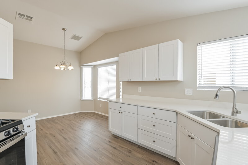 1,790/Mo, 8829 E Eagle Creek Dr Tucson, AZ 85730 Dining Room View