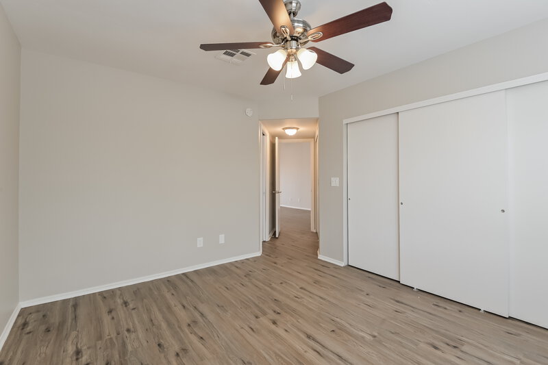 1,790/Mo, 8829 E Eagle Creek Dr Tucson, AZ 85730 Main Bedroom View 2