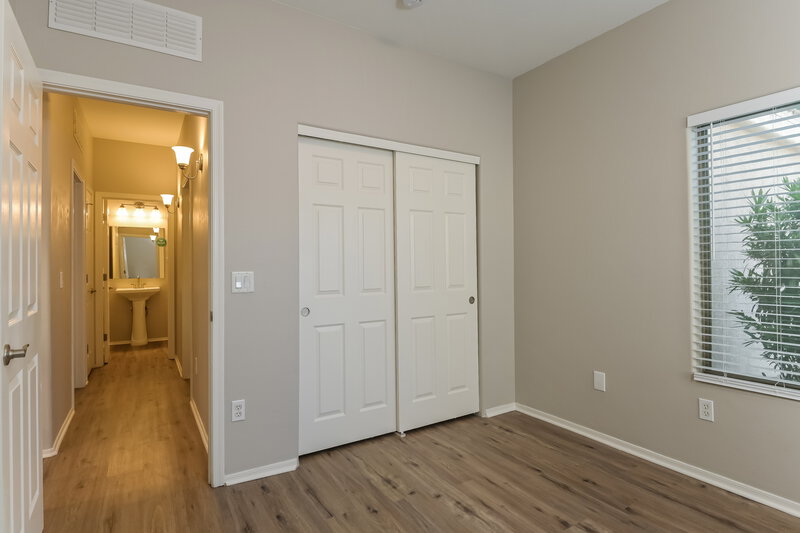 1,840/Mo, 405 E Placita Nodo Sahuarita, AZ 85629 Bathroom View