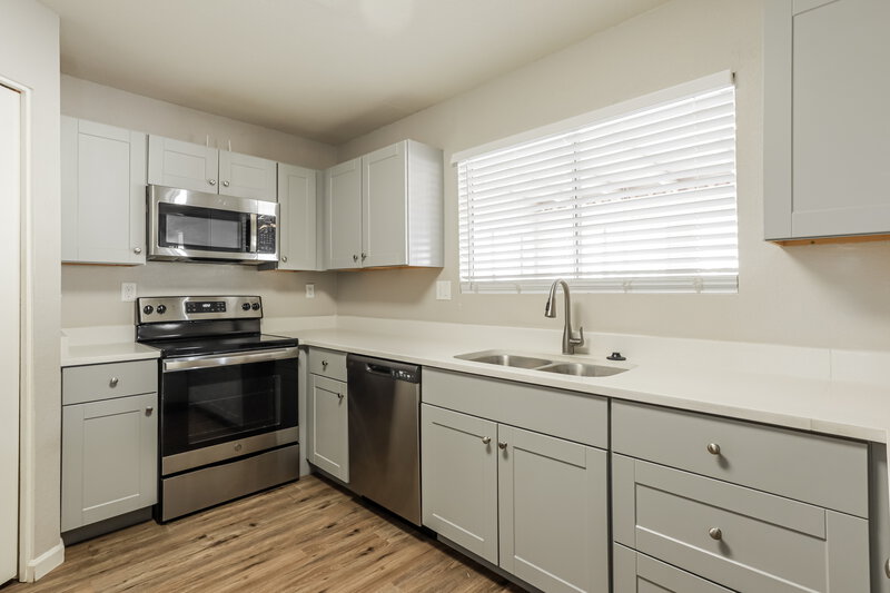 1,885/Mo, 2690 W Saddle Ranch Place Tucson, AZ 85745 Kitchen View