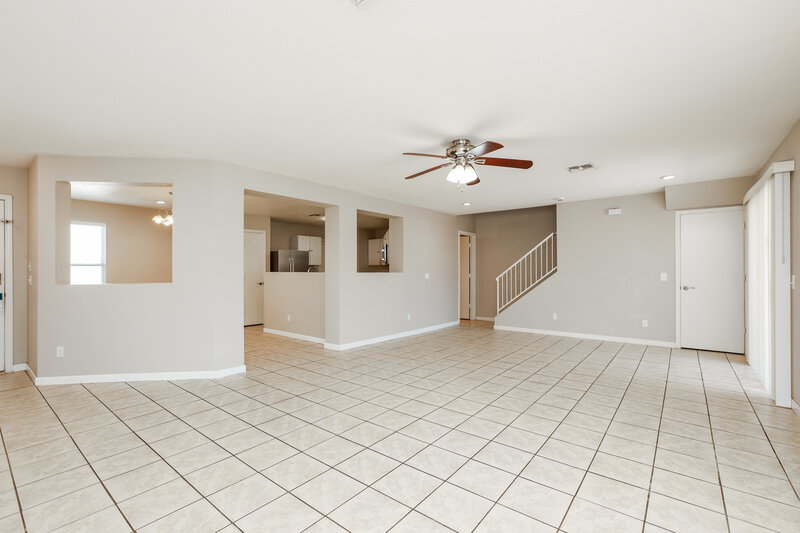 1,870/Mo, 1552 E Maryland Place Tucson, AZ 85706 Living Room View 2