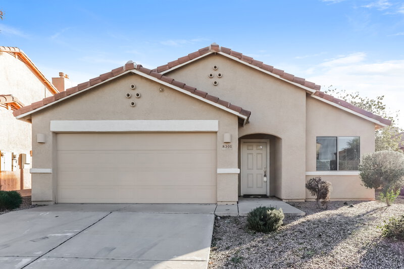 1,690/Mo, 8301 W Melanitta Dr Tucson, AZ 85757 External View