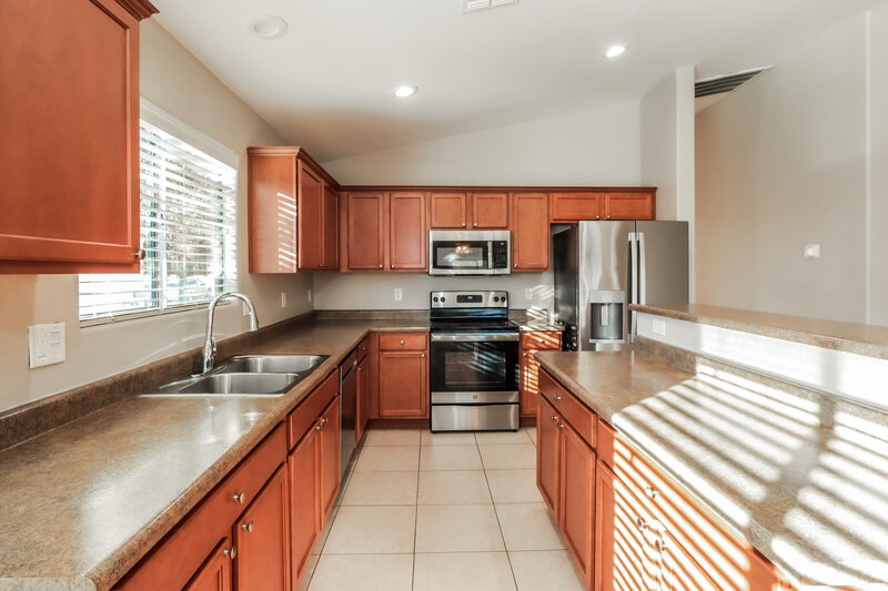 1,690/Mo, 8301 W Melanitta Dr Tucson, AZ 85757 Kitchen View