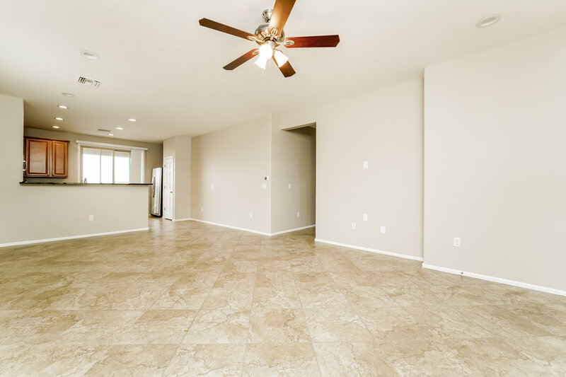 1,855/Mo, 6668 W Ebb Tide Way Tucson, AZ 85757 Living Room View