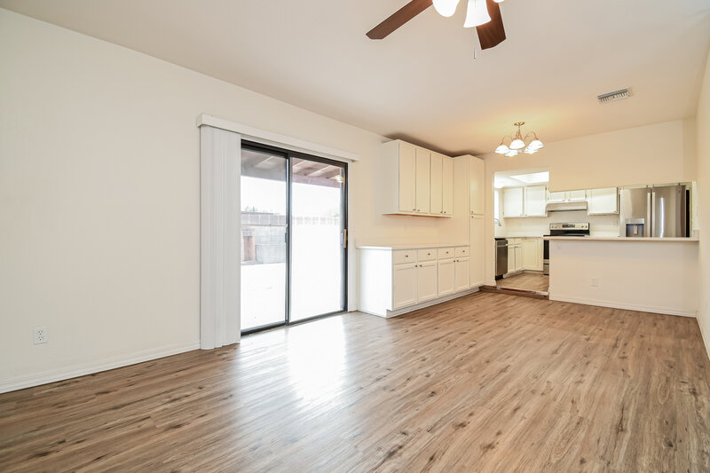 1,835/Mo, 1417 S Lynx Drive Tucson, AZ 85713 Living Room View 3