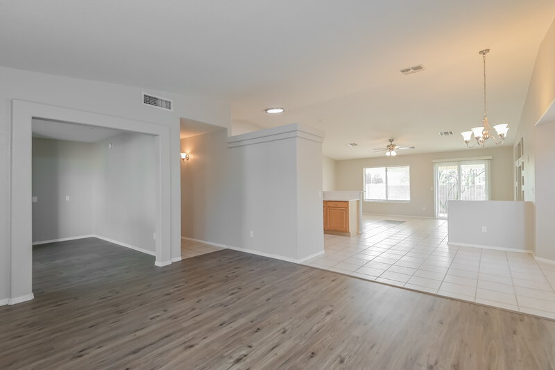 2,290/Mo, 7852 S Danforth Ave Tucson, AZ 85747 Living Room View 2