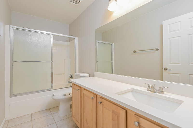 2,290/Mo, 7852 S Danforth Ave Tucson, AZ 85747 Bathroom View