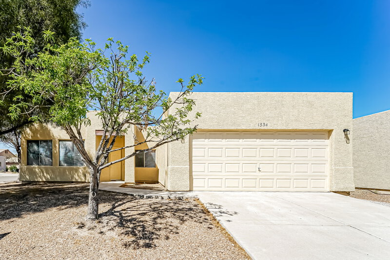 2,225/Mo, 1534 W Churchill Place Tucson, AZ 85746 External View