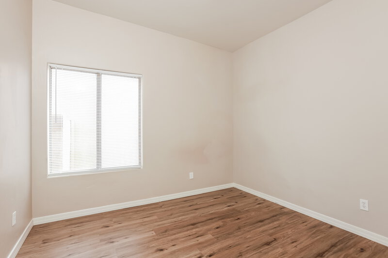2,015/Mo, 1534 W Churchill Place Tucson, AZ 85746 Bedroom View 2