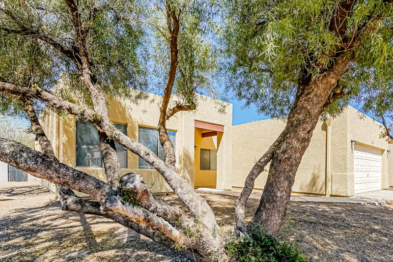 2,225/Mo, 1534 W Churchill Place Tucson, AZ 85746 Misc View 16