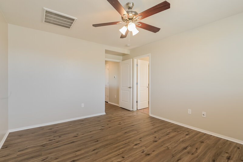 2,480/Mo, 14289 S Camino El Galan Sahuarita, AZ 85629 Main Bedroom View 2