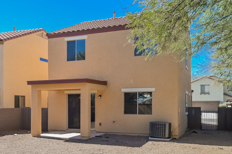 2,480/Mo, 14289 S Camino El Galan Sahuarita, AZ 85629 Rear View 2