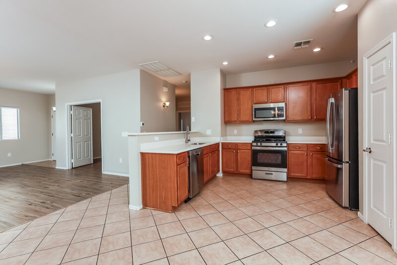 1,775/Mo, 14430 S Camino Tierra Monte Sahuarita, AZ 85629 Kitchen View