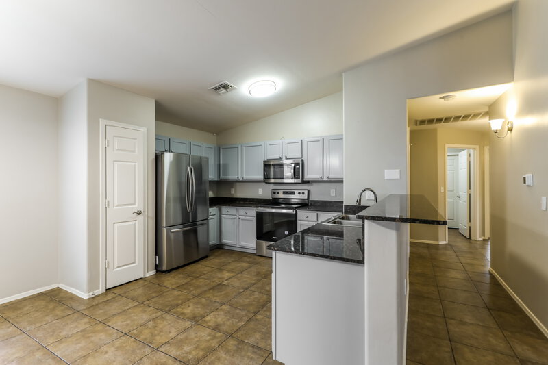 1,755/Mo, 7103 S Providence Dr Tucson, AZ 85757 Kitchen View