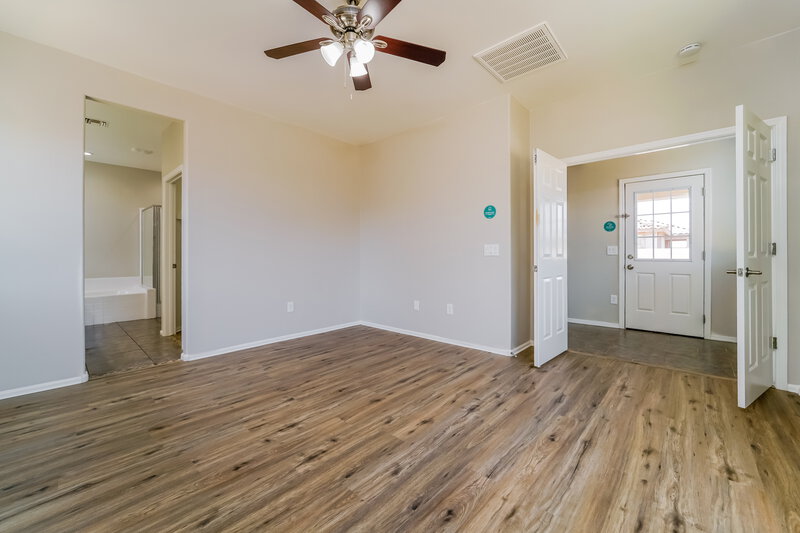 1,800/Mo, 7551 S Dark Sands Dr Tucson, AZ 85757 Main Bedroom View