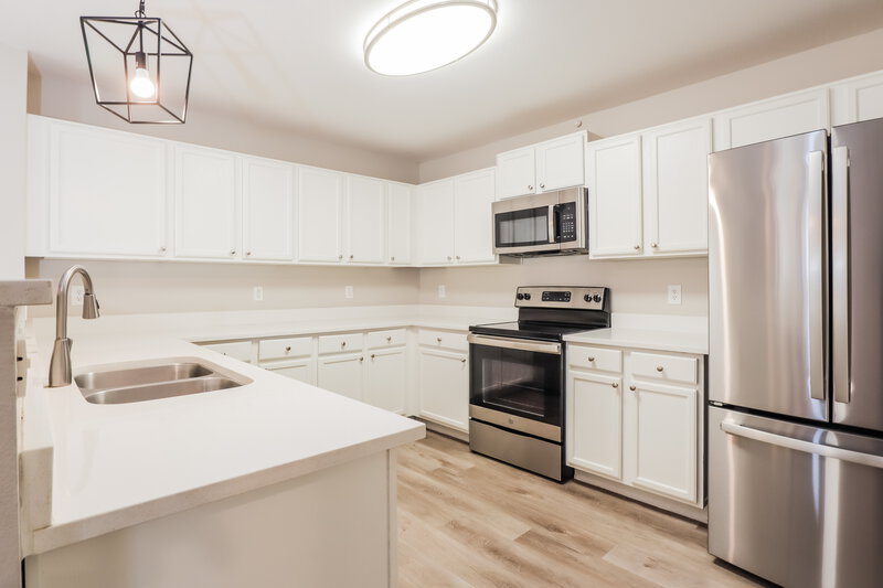 1,895/Mo, 2755 N Saramano Ln Tucson, AZ 85712 Kitchen View