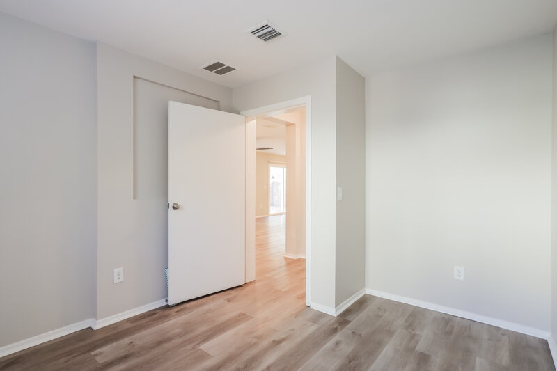 1,895/Mo, 2755 N Saramano Ln Tucson, AZ 85712 Bedroom View 4