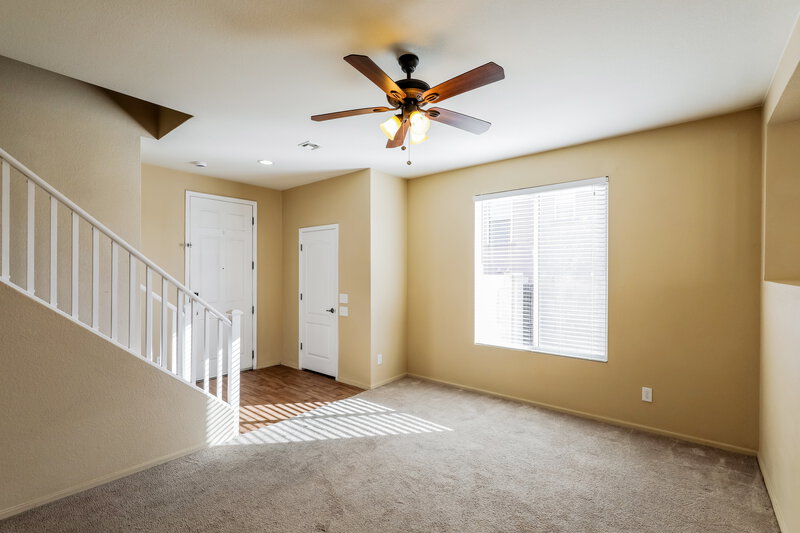 1,735/Mo, 1316 S Flaxseed Dr Tucson, AZ 85713 Living Room View