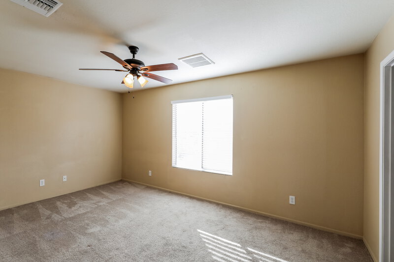 1,735/Mo, 1316 S Flaxseed Dr Tucson, AZ 85713 Main Bedroom View