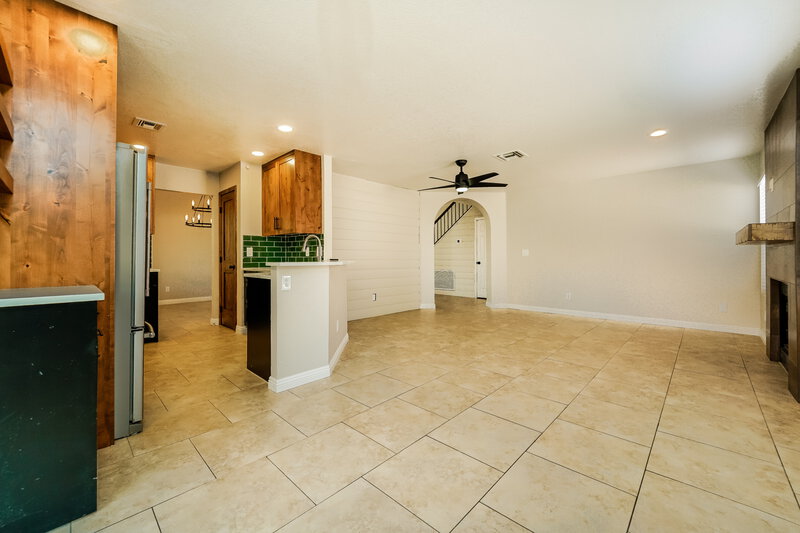 3,080/Mo, 8892 N Lessing Ct Tucson, AZ 85742 Breakfast Nook View