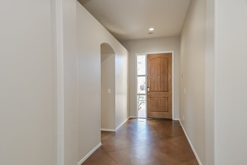 2,075/Mo, 7938 W Hawk Eagle Ct Tucson, AZ 85757 Foyer View