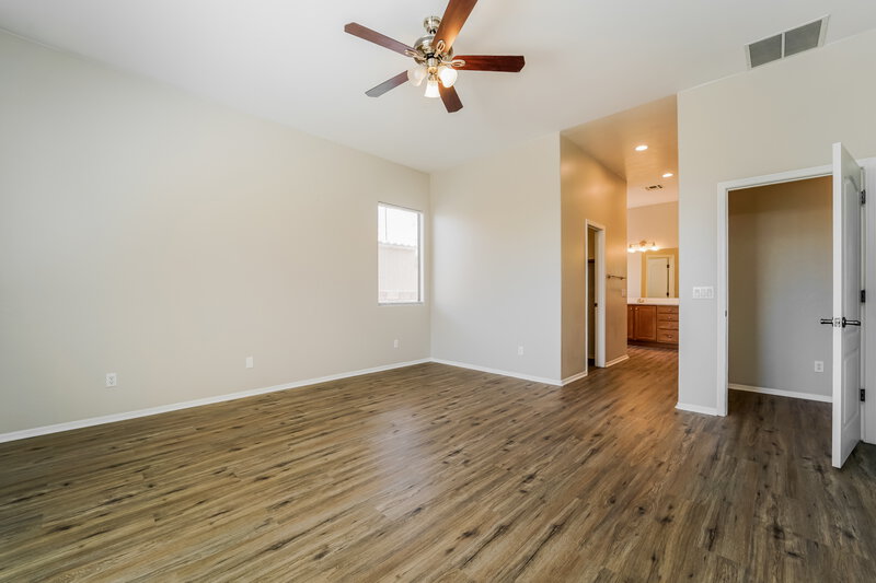 3,480/Mo, 5115 W Wild Burro Spring Dr Marana, AZ 85658 Main Bedroom View