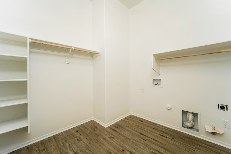 3,480/Mo, 5115 W Wild Burro Spring Dr Marana, AZ 85658 Walk In Closet View