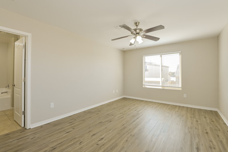 2,685/Mo, 8237 W Kittiwake Ln Tucson, AZ 85757 Main Bedroom View