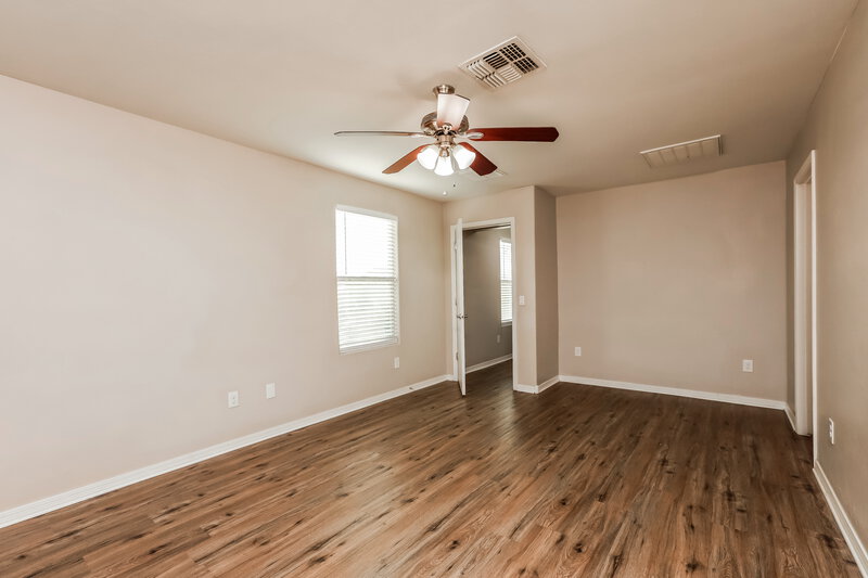 2,260/Mo, 8237 W Kittiwake Ln Tucson, AZ 85757 Main Bedroom View 2