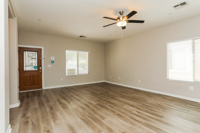 2,850/Mo, 192 W Calle Cascara Sahuarita, AZ 85629 Living Room View