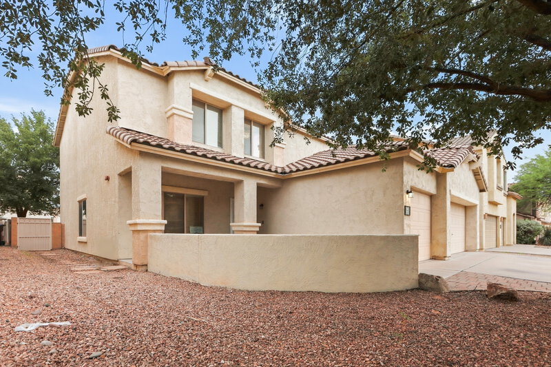 2,560/Mo, 192 W Calle Cascara Sahuarita, AZ 85629 Front View