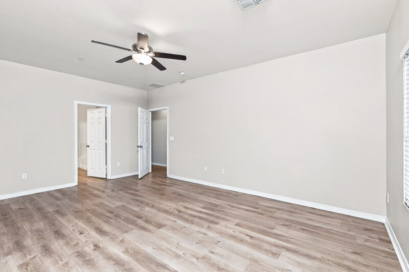 2,560/Mo, 192 W Calle Cascara Sahuarita, AZ 85629 Primary Bedroom View 2