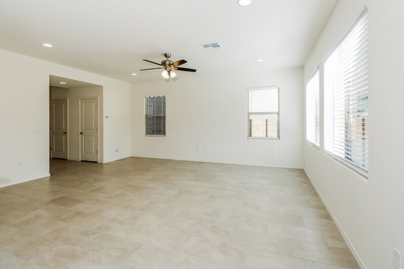 1,845/Mo, 6989 W Ferntree Lane Tucson, AZ 85757 Living Room View