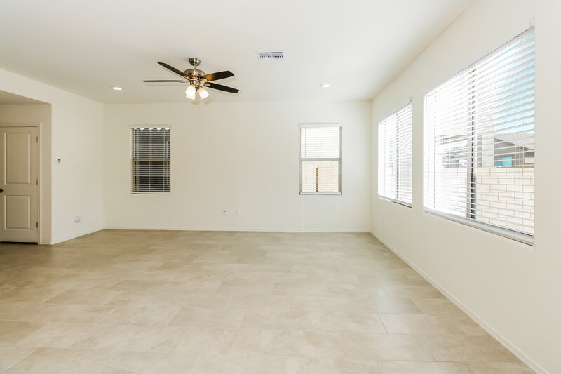 1,845/Mo, 6989 W Ferntree Lane Tucson, AZ 85757 Living Room View 2