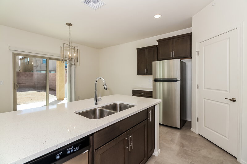 1,845/Mo, 6989 W Ferntree Lane Tucson, AZ 85757 Kitchen View 2