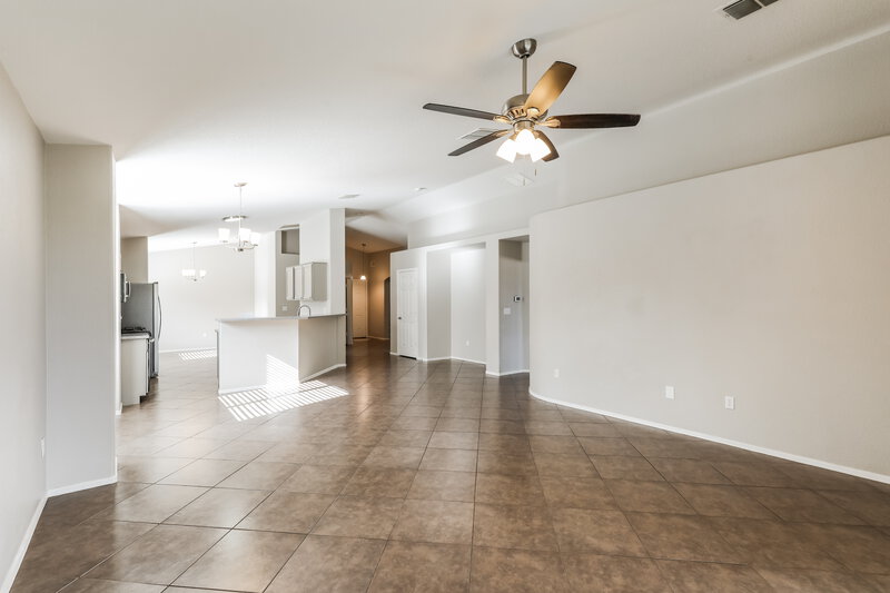 1,980/Mo, 10392 E Rose Hill St Tucson, AZ 85747 Living Room View