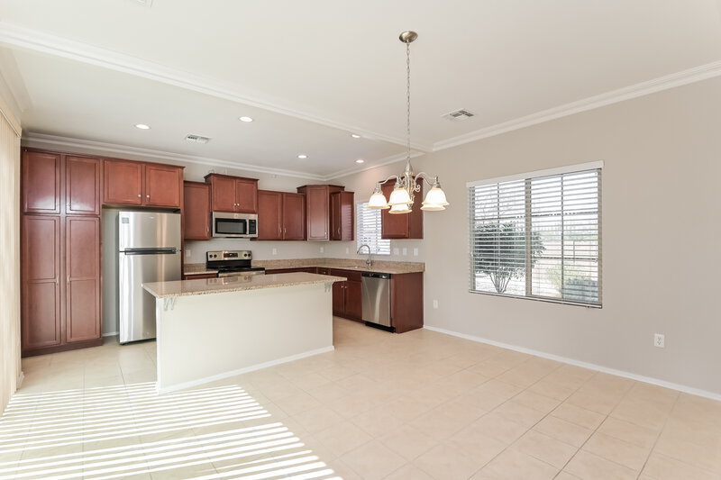 2,250/Mo, 10903 E Midnight Moon Ln # 4 Tucson, AZ 85747 Dining Room View