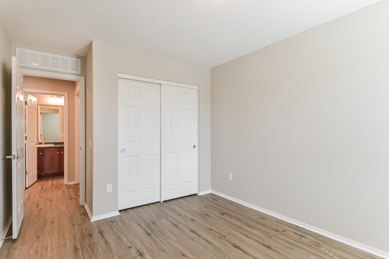 2,250/Mo, 10903 E Midnight Moon Ln # 4 Tucson, AZ 85747 Bedroom View 2