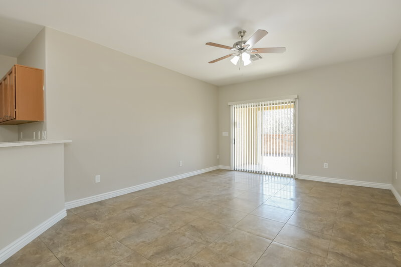 1,835/Mo, 11621 W Stone Hearth St Marana, AZ 85658 Family Room View