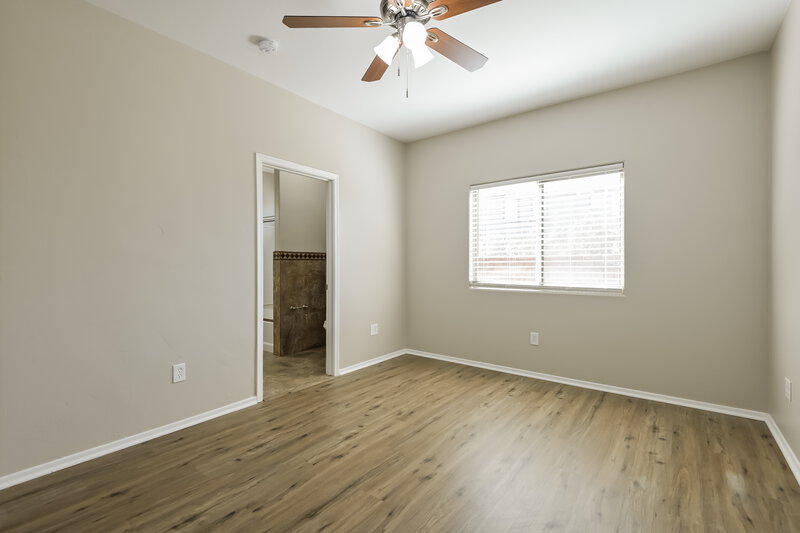 1,835/Mo, 11621 W Stone Hearth St Marana, AZ 85658 Main Bedroom View