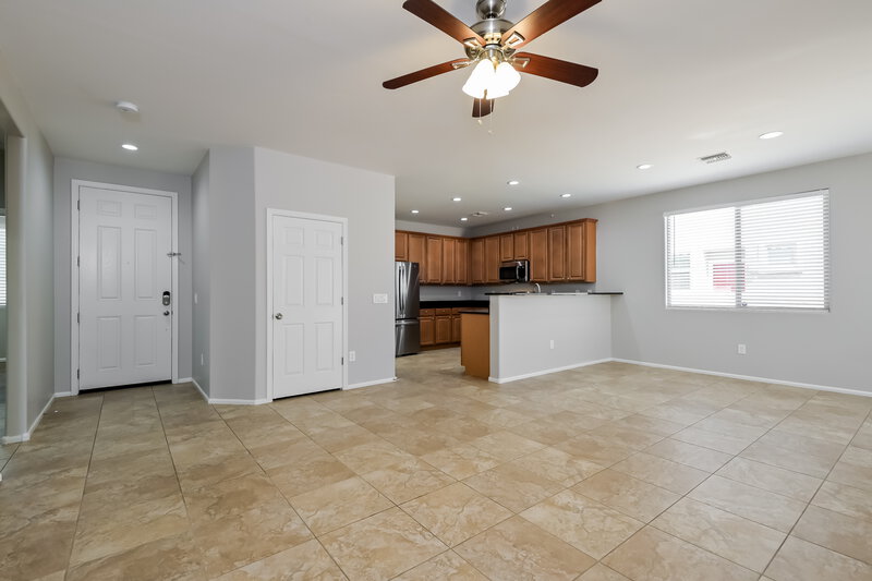 2,040/Mo, 7465 S Mountain Star Dr Tucson, AZ 85757 Living Room View 2