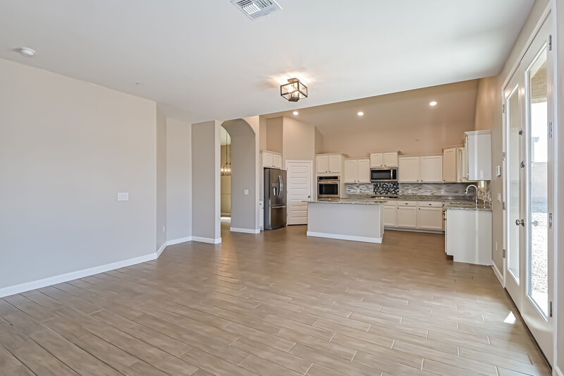 2,785/Mo, 215 W Charles L McKay St # 5 Vail, AZ 85641 Family Room View