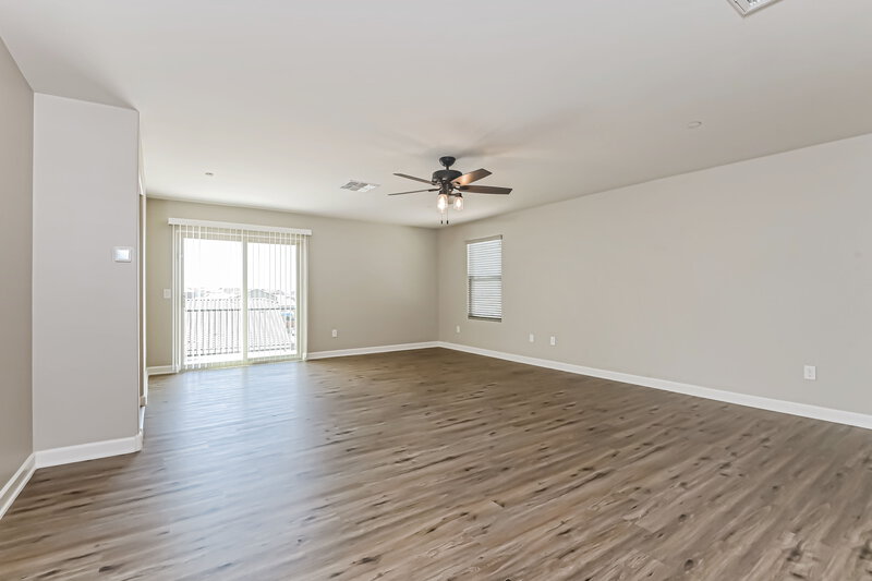 2,785/Mo, 215 W Charles L McKay St # 5 Vail, AZ 85641 Main Bedroom View 2
