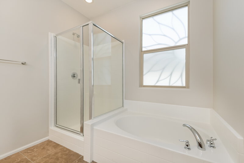 2,150/Mo, 7421 S Mountain Star Dr Tucson, AZ 85757 Main Bathroom View