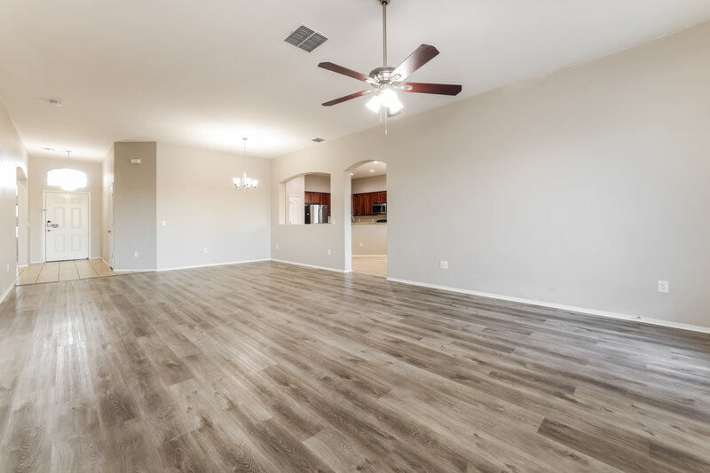 2,300/Mo, 7605 S Granite Hill Dr Tucson, AZ 85757 Living Room View 2