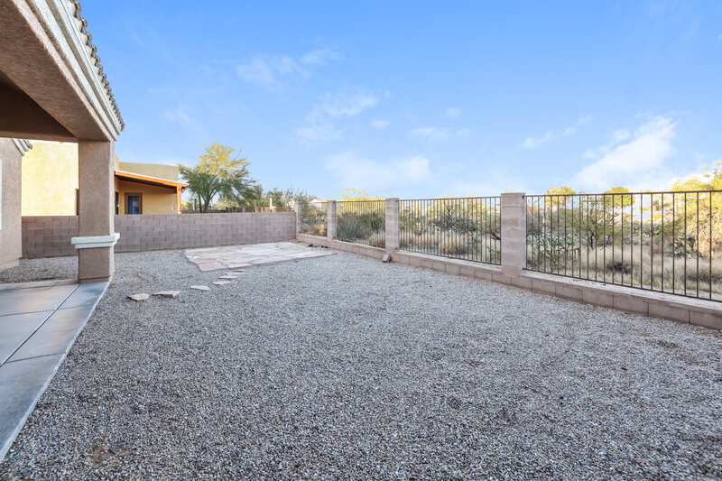 2,300/Mo, 7605 S Granite Hill Dr Tucson, AZ 85757 Backyard View