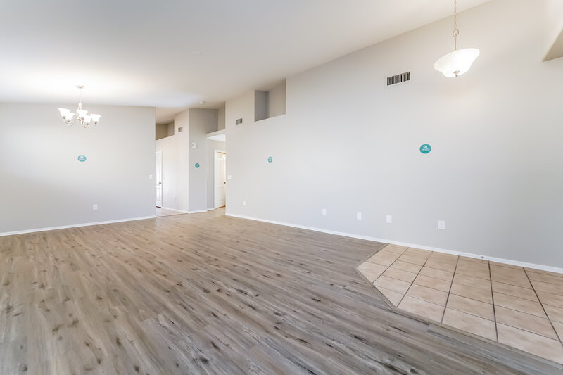 2,095/Mo, 6821 W Copperwood Way Tucson, AZ 85757 Living Room View 2